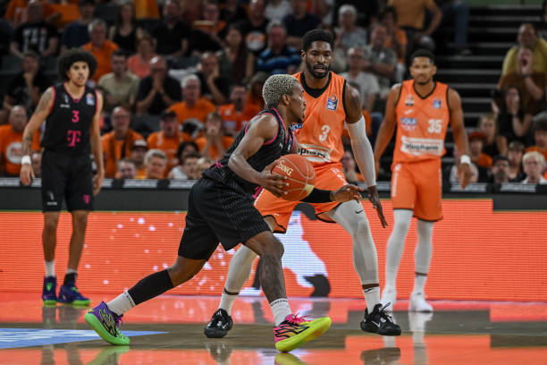 他的加盟有 他的加盟有