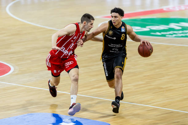 缺乏固定核 缺乏固定核