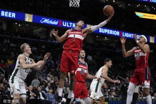 阿尔瓦雷斯 阿尔瓦雷斯