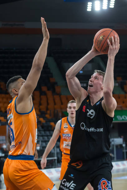 远度与稳定 远度与稳定